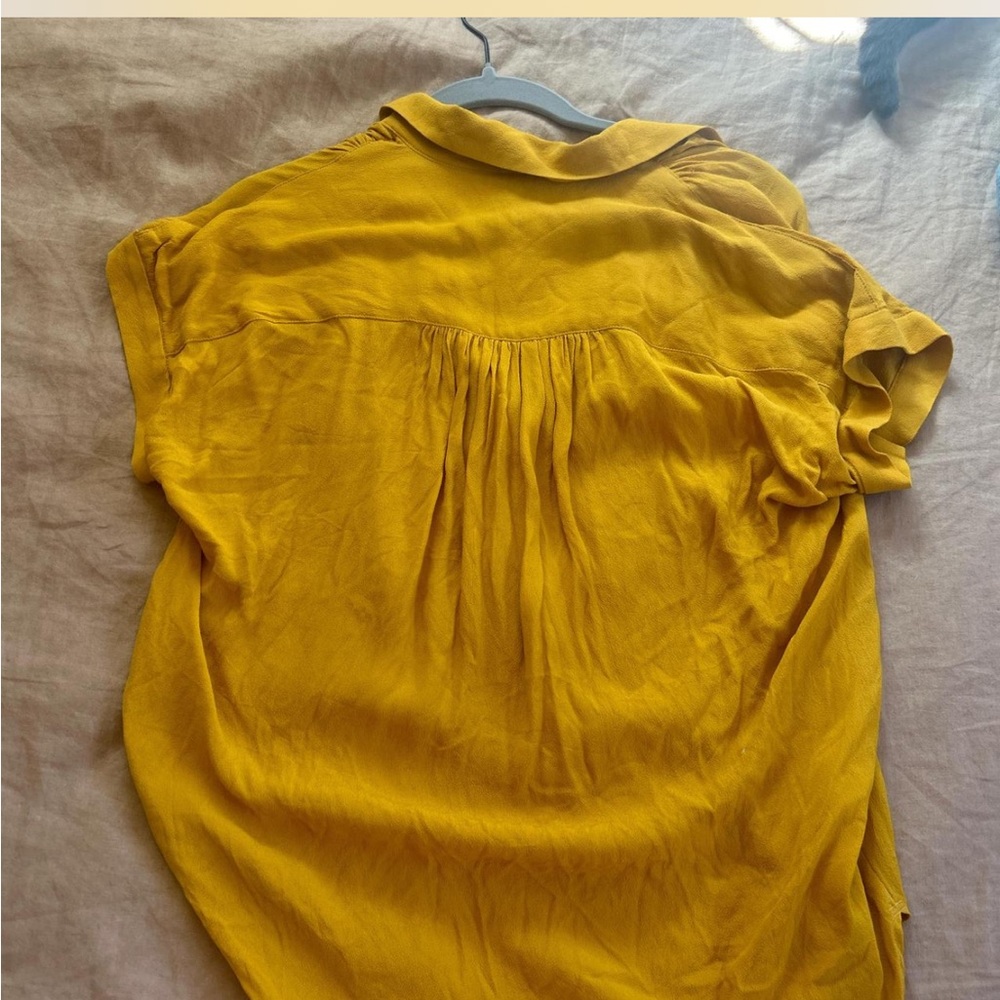 yellow poplin button up from madewell - Picture 3 of 5